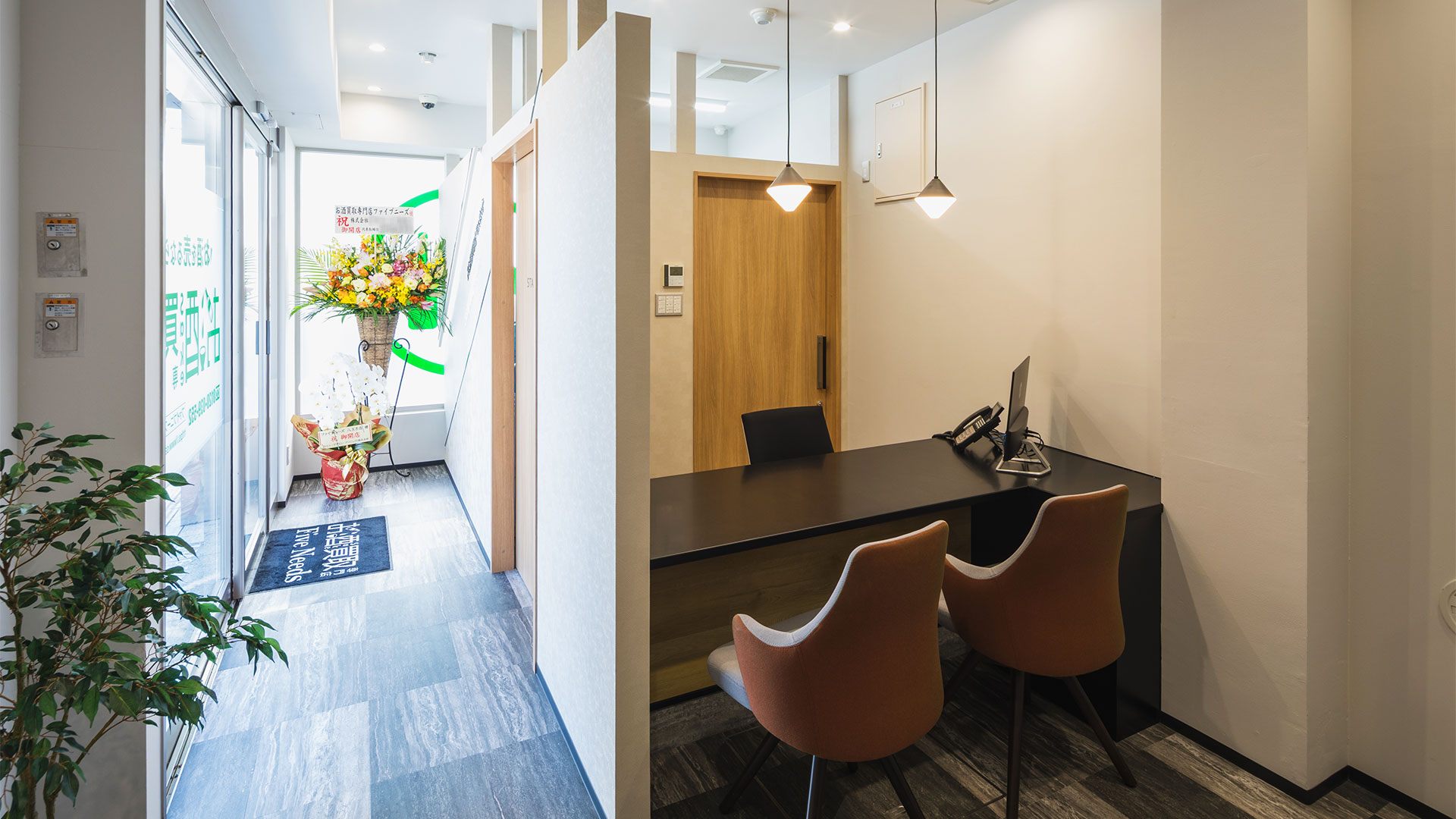 デザインと実用性のバランスの取れた機能的な店舗を実現1