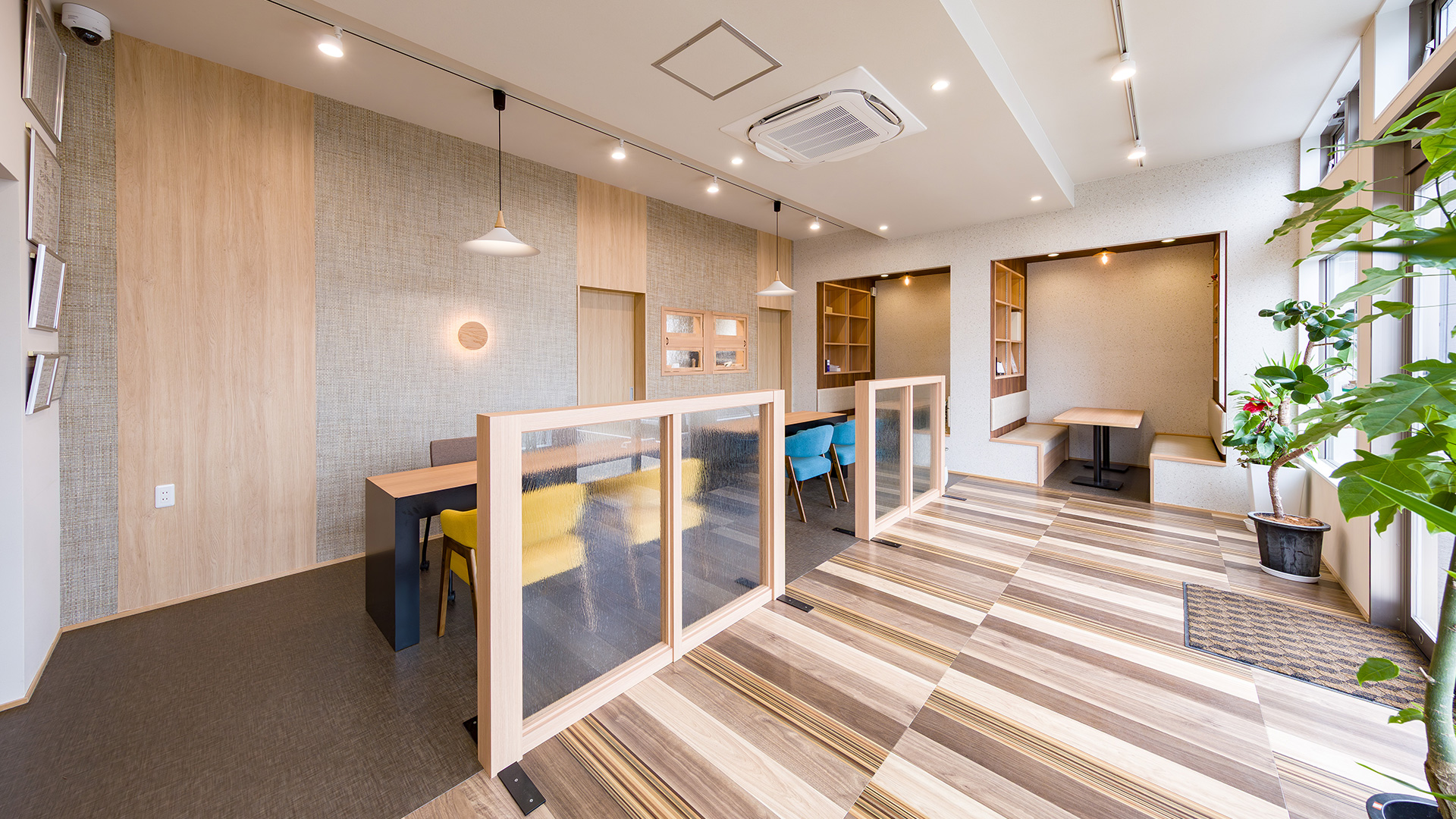 落ち着きと解放感を両立させた空間2