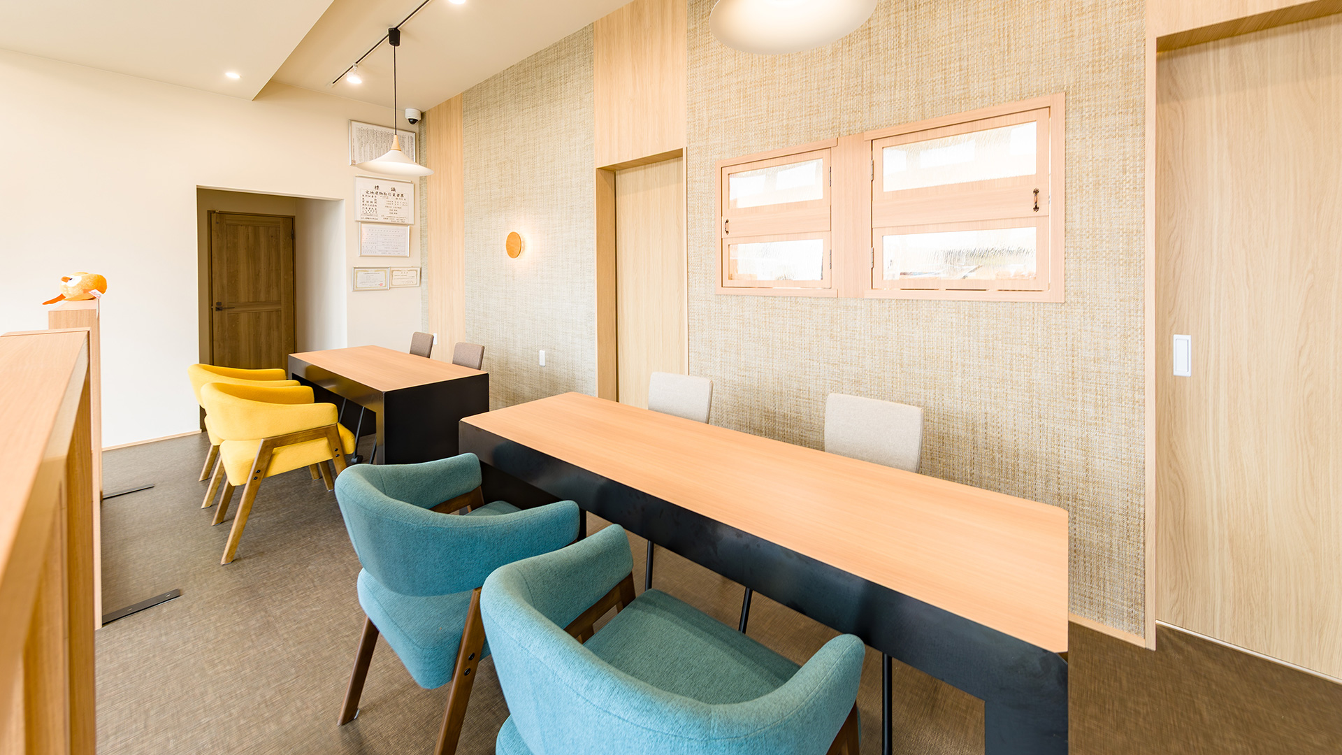 落ち着きと解放感を両立させた空間5