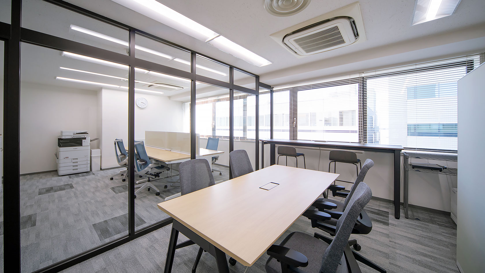 アシックス商事株式会社