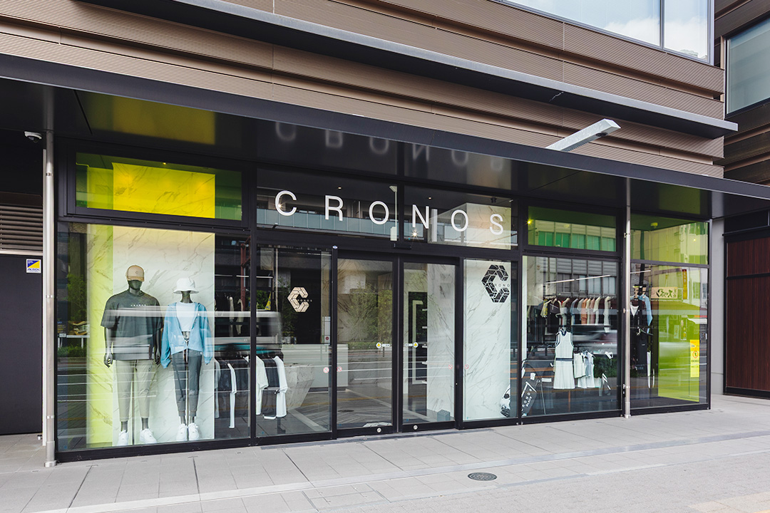 ブランドの世界観を表現したアパレルショップ