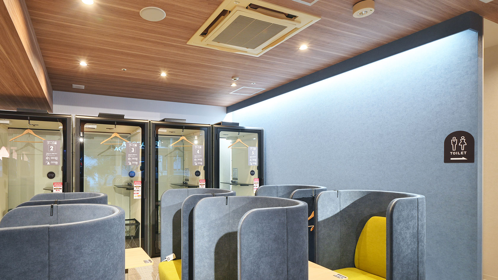 堺筋長堀橋店の間接照明アクセント