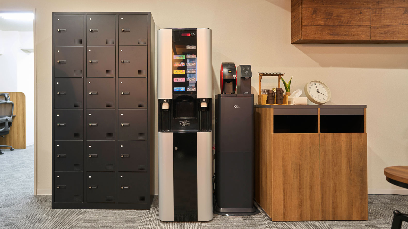 セルフドリンクバーコーナー